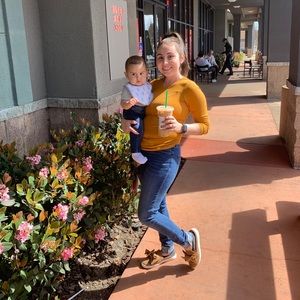 Meet your Posher, Brianna